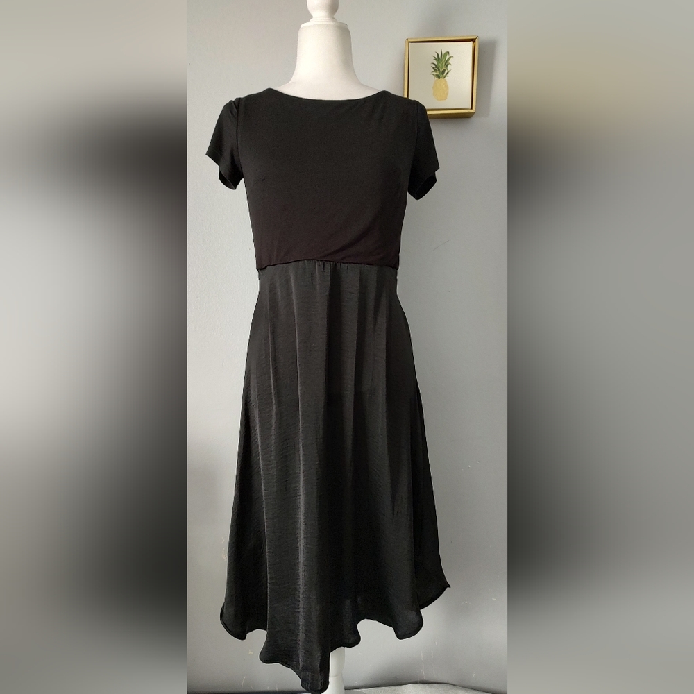 Loft Dress Women Silk Polyester Rayon Black Zipper Black Crew Neck Size 4